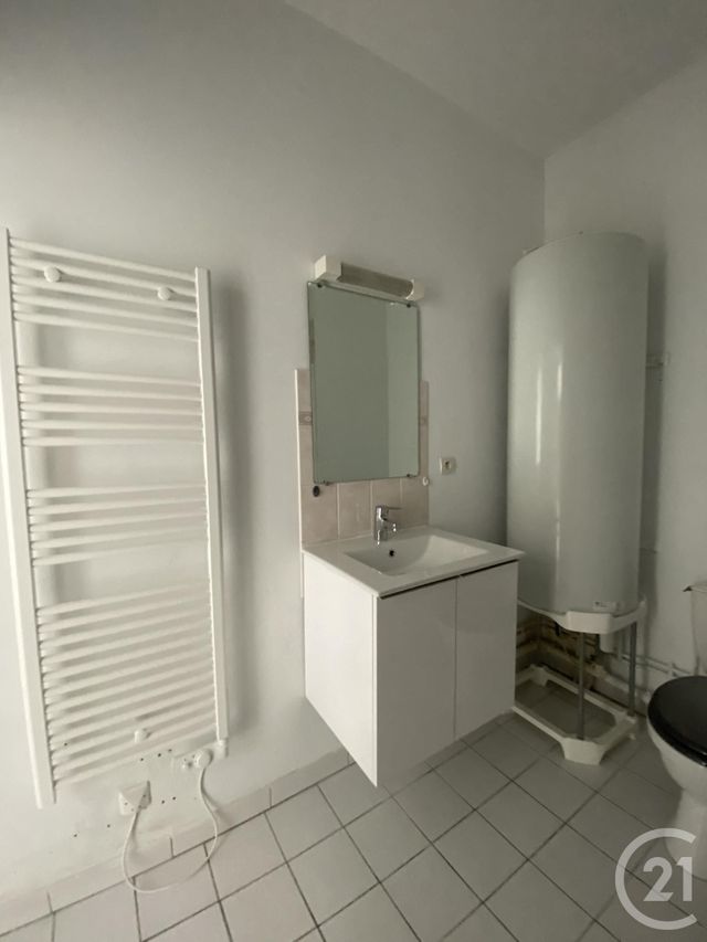 Appartement F2 à louer - 2 pièces - 48.09 m2 - BEAUVAIS - 60 - PICARDIE - Century 21 Immobilière Nord Picardie