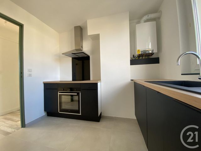 Appartement F3 à louer - 3 pièces - 54.12 m2 - BEAUVAIS - 60 - PICARDIE - Century 21 Immobilière Nord Picardie