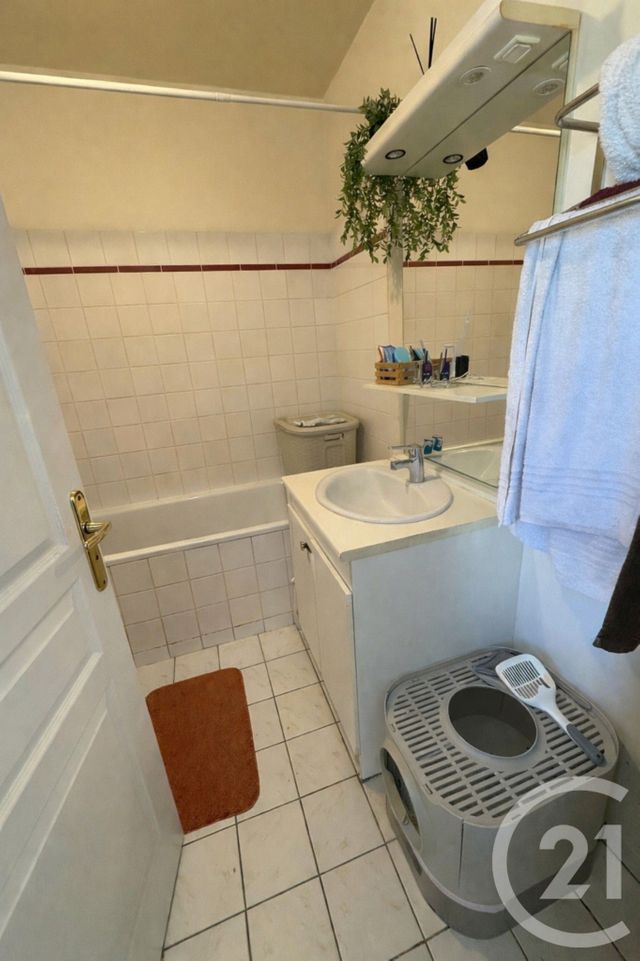 Appartement F2 à louer - 2 pièces - 36.87 m2 - BEAUVAIS - 60 - PICARDIE - Century 21 Immobilière Nord Picardie