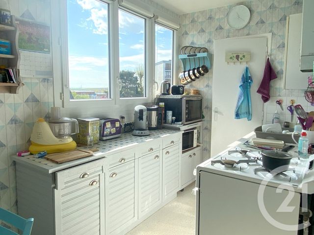 Appartement F3 à vendre - 3 pièces - 63.84 m2 - BEAUVAIS - 60 - PICARDIE - Century 21 Immobilière Nord Picardie