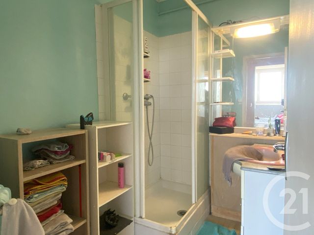 Appartement F3 à vendre - 3 pièces - 57.2 m2 - BEAUVAIS - 60 - PICARDIE - Century 21 Immobilière Nord Picardie