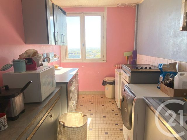 Appartement F3 à vendre - 3 pièces - 57.2 m2 - BEAUVAIS - 60 - PICARDIE - Century 21 Immobilière Nord Picardie