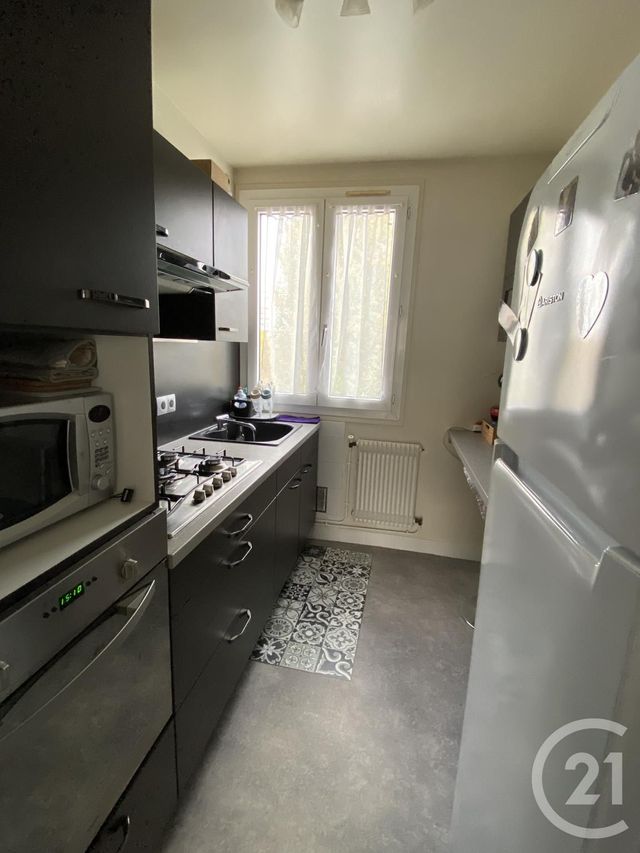 Appartement F4 à louer - 4 pièces - 63.97 m2 - BEAUVAIS - 60 - PICARDIE - Century 21 Immobilière Nord Picardie