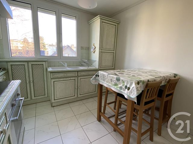 Appartement F2 à louer - 2 pièces - 45.77 m2 - BEAUVAIS - 60 - PICARDIE - Century 21 Immobilière Nord Picardie