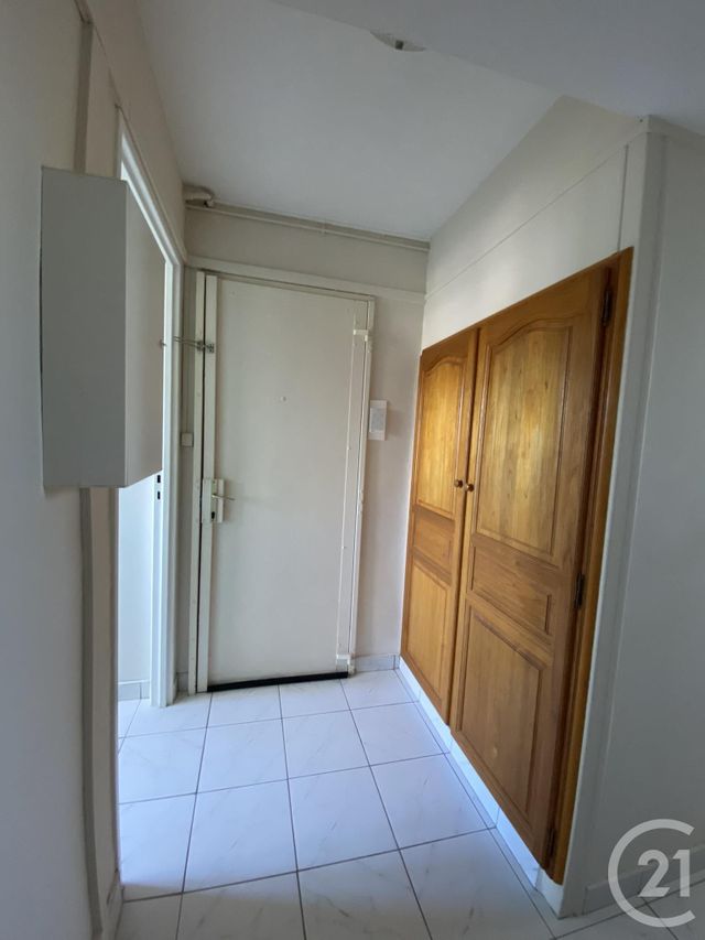 Appartement F2 à louer - 2 pièces - 45.77 m2 - BEAUVAIS - 60 - PICARDIE - Century 21 Immobilière Nord Picardie