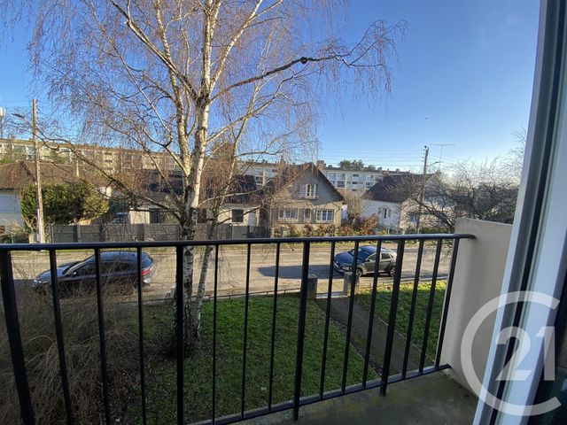 Appartement F2 à louer - 2 pièces - 45.77 m2 - BEAUVAIS - 60 - PICARDIE - Century 21 Immobilière Nord Picardie