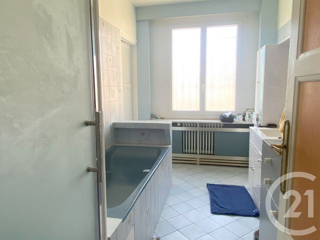 maison à vendre - 9 pièces - 233.0 m2 - BEAUVAIS - 60 - PICARDIE - Century 21 Immobilière Nord Picardie