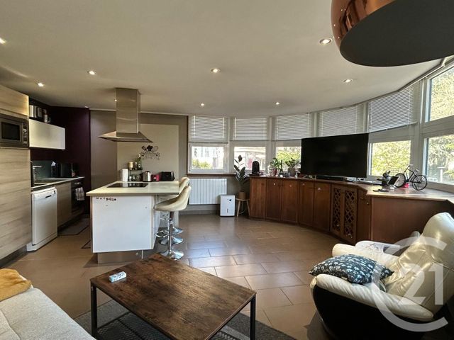 Appartement F3 à vendre - 3 pièces - 77.0 m2 - BEAUVAIS - 60 - PICARDIE - Century 21 Immobilière Nord Picardie