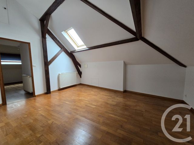 maison à louer - 5 pièces - 94.18 m2 - BEAUVAIS - 60 - PICARDIE - Century 21 Immobilière Nord Picardie