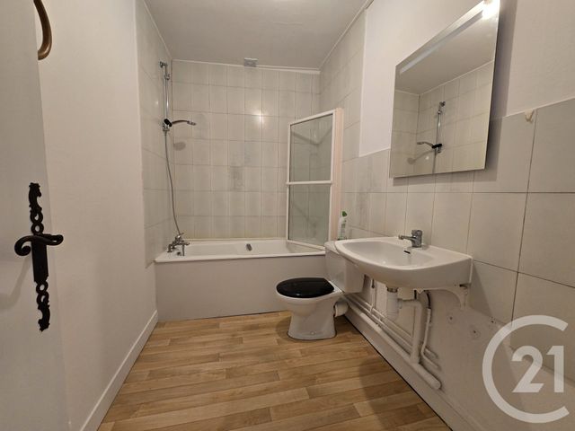 maison à louer - 5 pièces - 94.18 m2 - BEAUVAIS - 60 - PICARDIE - Century 21 Immobilière Nord Picardie