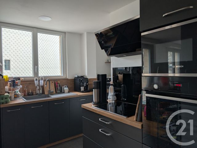 Appartement F5 à louer - 5 pièces - 91.79 m2 - BEAUVAIS - 60 - PICARDIE - Century 21 Immobilière Nord Picardie