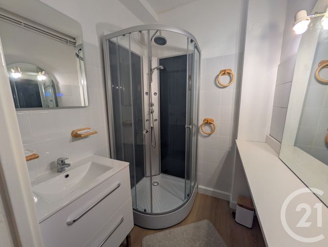 Appartement F4 à louer - 4 pièces - 71.83 m2 - BEAUVAIS - 60 - PICARDIE - Century 21 Immobilière Nord Picardie