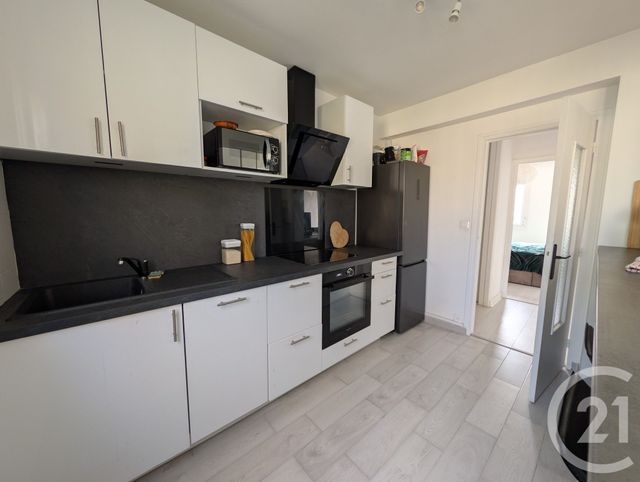 Appartement à louer - 4 pièces - 67.16 m2 - BEAUVAIS - 60 - PICARDIE - Century 21 Immobilière Nord Picardie