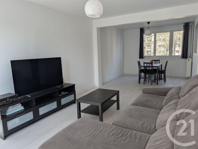 Appartement à louer - 4 pièces - 67.16 m2 - BEAUVAIS - 60 - PICARDIE - Century 21 Immobilière Nord Picardie