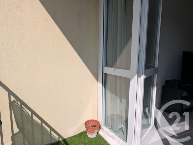 Appartement à louer - 4 pièces - 67.16 m2 - BEAUVAIS - 60 - PICARDIE - Century 21 Immobilière Nord Picardie