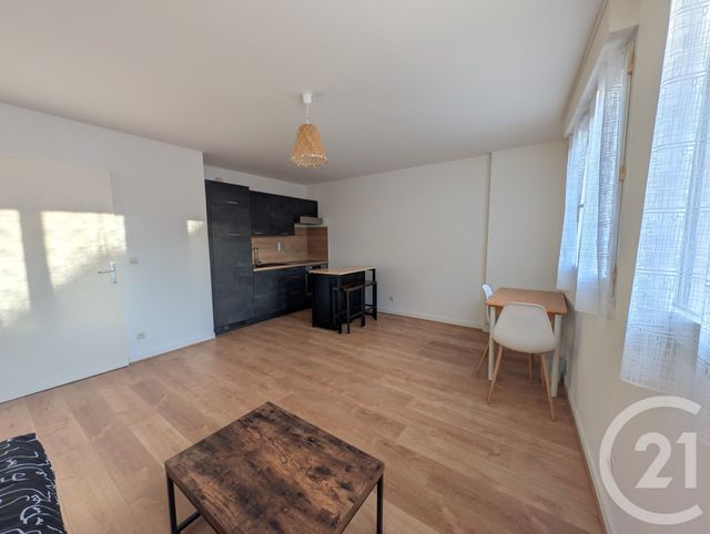 Appartement F1 à louer - 1 pièce - 32.99 m2 - BEAUVAIS - 60 - PICARDIE - Century 21 Immobilière Nord Picardie