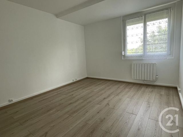 Appartement F3 à louer - 3 pièces - 54.73 m2 - BEAUVAIS - 60 - PICARDIE - Century 21 Immobilière Nord Picardie
