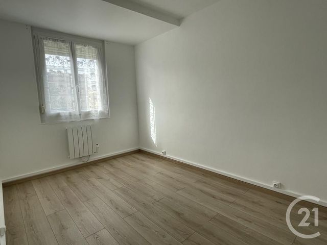 Appartement F3 à louer - 3 pièces - 54.73 m2 - BEAUVAIS - 60 - PICARDIE - Century 21 Immobilière Nord Picardie
