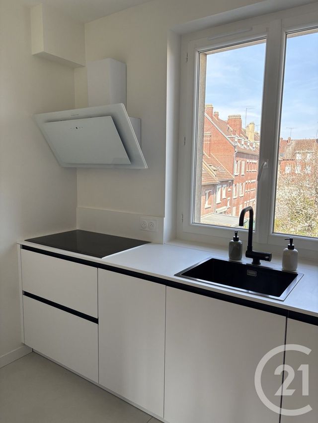 Appartement F2 à louer - 2 pièces - 44.66 m2 - BEAUVAIS - 60 - PICARDIE - Century 21 Immobilière Nord Picardie