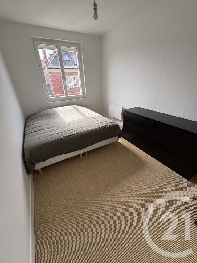 Appartement F2 à louer - 2 pièces - 44.66 m2 - BEAUVAIS - 60 - PICARDIE - Century 21 Immobilière Nord Picardie