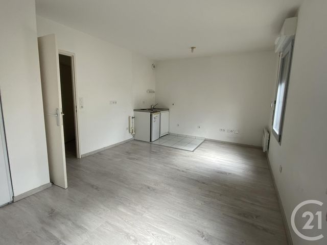 Appartement F1 à louer - 1 pièce - 32.5 m2 - BEAUVAIS - 60 - PICARDIE - Century 21 Immobilière Nord Picardie