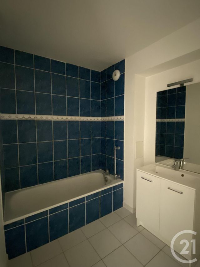 Appartement F1 à louer - 1 pièce - 32.5 m2 - BEAUVAIS - 60 - PICARDIE - Century 21 Immobilière Nord Picardie