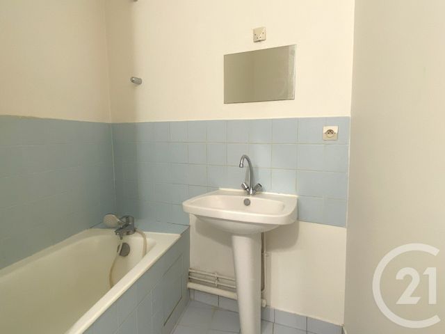 Appartement à vendre - 2 pièces - 50.0 m2 - BEAUVAIS - 60 - PICARDIE - Century 21 Immobilière Nord Picardie