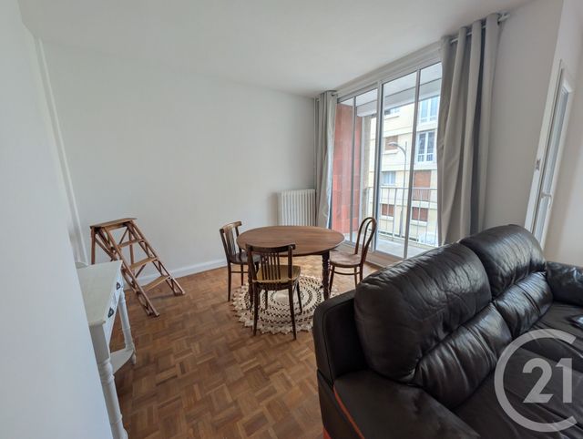 Appartement F4 à louer - 4 pièces - 71.83 m2 - BEAUVAIS - 60 - PICARDIE - Century 21 Immobilière Nord Picardie