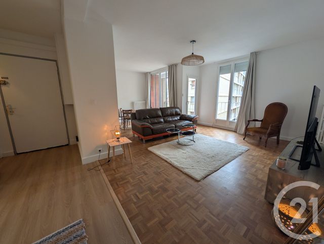 Appartement F4 à louer - 4 pièces - 71.83 m2 - BEAUVAIS - 60 - PICARDIE - Century 21 Immobilière Nord Picardie