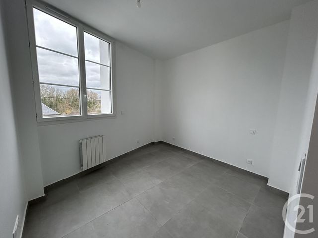 Appartement F3 à louer - 3 pièces - 89.74 m2 - BEAUVAIS - 60 - PICARDIE - Century 21 Immobilière Nord Picardie