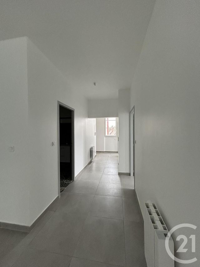 Appartement F3 à louer - 3 pièces - 89.74 m2 - BEAUVAIS - 60 - PICARDIE - Century 21 Immobilière Nord Picardie