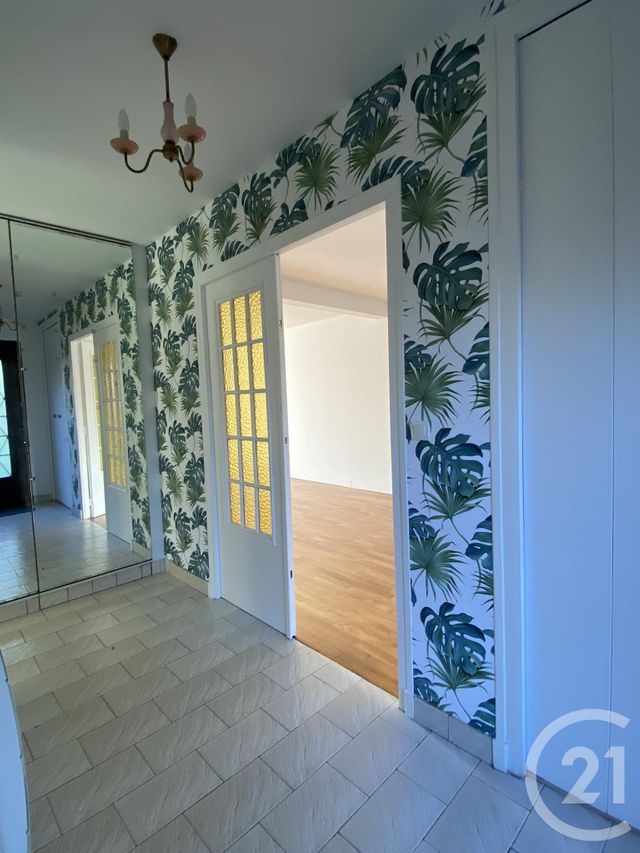 maison à louer - 4 pièces - 92.0 m2 - BEAUVAIS - 60 - PICARDIE - Century 21 Immobilière Nord Picardie