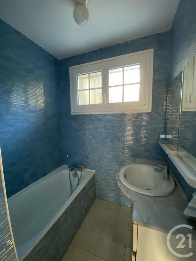 maison à louer - 4 pièces - 92.0 m2 - BEAUVAIS - 60 - PICARDIE - Century 21 Immobilière Nord Picardie