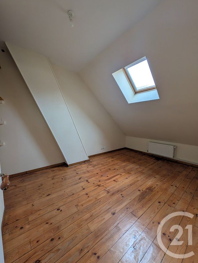 maison à louer - 5 pièces - 80.53 m2 - BEAUVAIS - 60 - PICARDIE - Century 21 Immobilière Nord Picardie