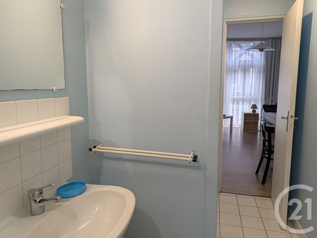 Appartement F1 à louer - 1 pièce - 25.65 m2 - BEAUVAIS - 60 - PICARDIE - Century 21 Immobilière Nord Picardie