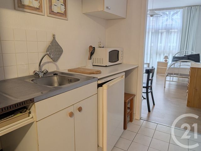 Appartement F1 à louer - 1 pièce - 25.65 m2 - BEAUVAIS - 60 - PICARDIE - Century 21 Immobilière Nord Picardie