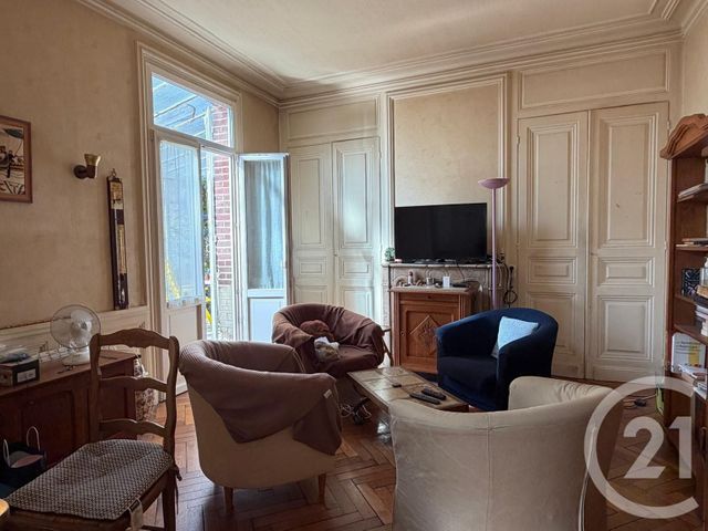 maison à vendre - 8 pièces - 139.77 m2 - BEAUVAIS - 60 - PICARDIE - Century 21 Immobilière Nord Picardie