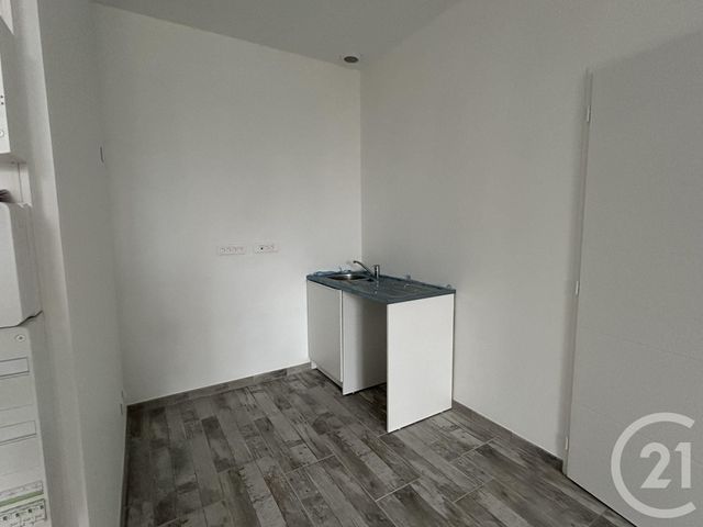 Appartement F2 à louer - 2 pièces - 46.85 m2 - BEAUVAIS - 60 - PICARDIE - Century 21 Immobilière Nord Picardie
