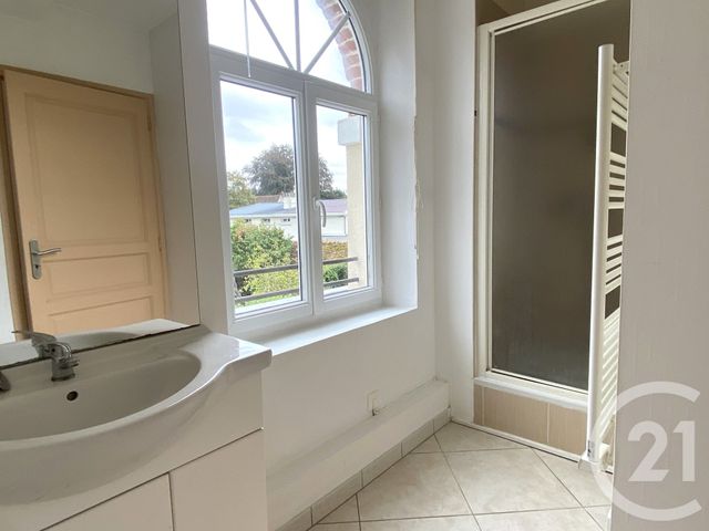 Appartement F3 à vendre - 3 pièces - 64.8 m2 - BEAUVAIS - 60 - PICARDIE - Century 21 Immobilière Nord Picardie