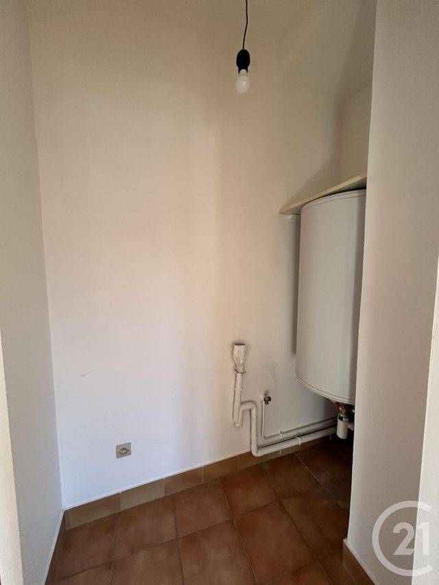 Appartement F2 à louer - 2 pièces - 33.9 m2 - BEAUVAIS - 60 - PICARDIE - Century 21 Immobilière Nord Picardie