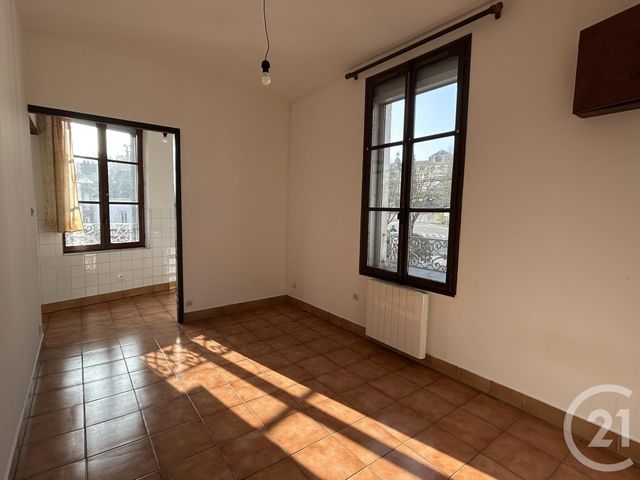 Appartement F2 à louer - 2 pièces - 33.9 m2 - BEAUVAIS - 60 - PICARDIE - Century 21 Immobilière Nord Picardie